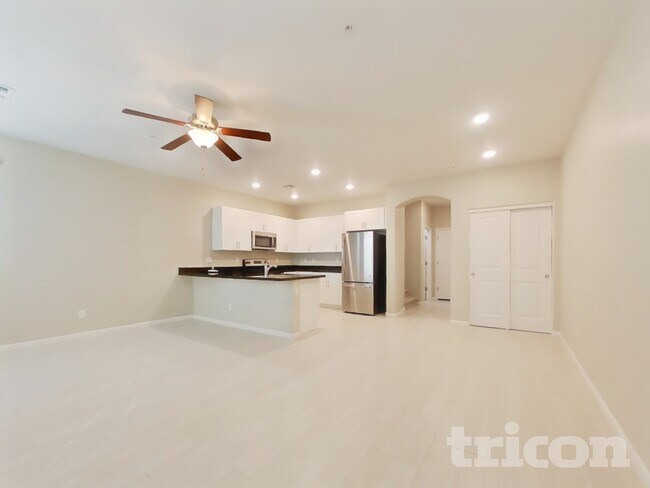 Photo - 12573 W Hummingbird Terrace