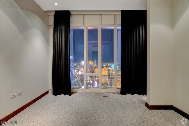 Building Photo - 3750 S Las Vegas Blvd Unit 4504 Rental