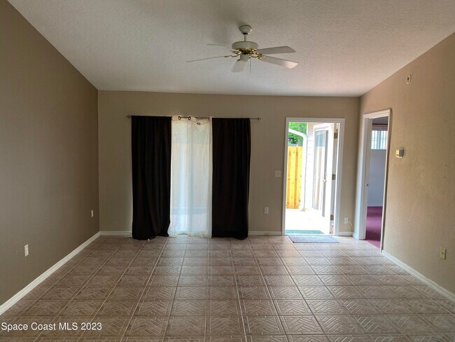 Photo - 1927 Quail Ridge Ct Unit 1403