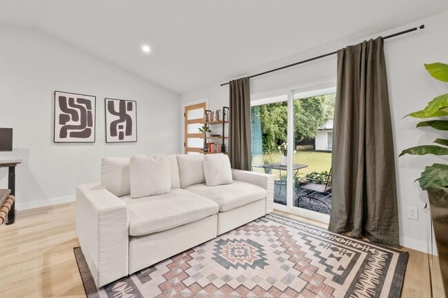 Photo - 1213 Hollow Creek Dr Unit 3