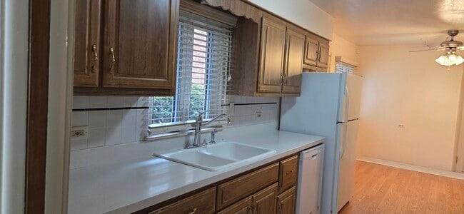 Photo - 10300 Pelham St