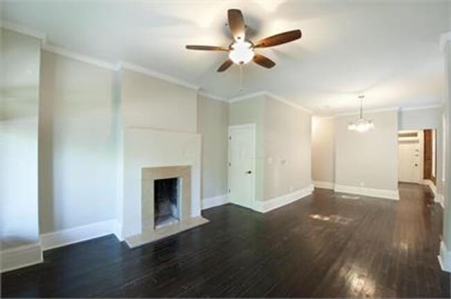 Photo - 301-305 E Sycamore St Unit 301