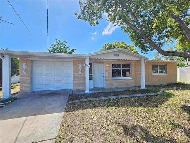 Building Photo - 9210 Pegasus Ave