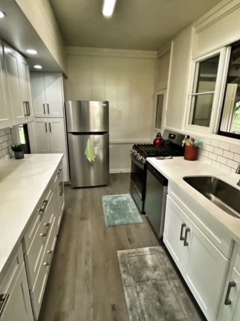 Photo - 2886 Komaia Pl