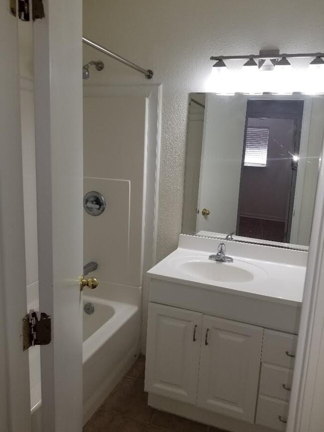 Photo - 3713 E Loyola Dr