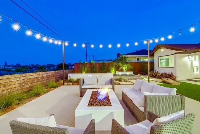 Photo - Gorgeous and Modern Point Loma House