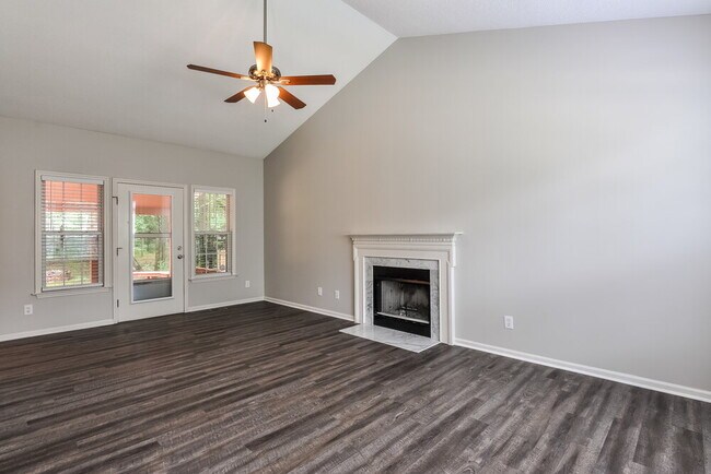 Photo - 125 Biltmore Dr