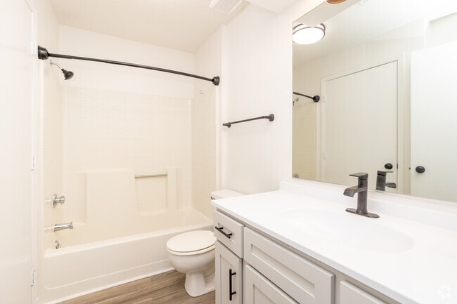Aspen - Bathroom