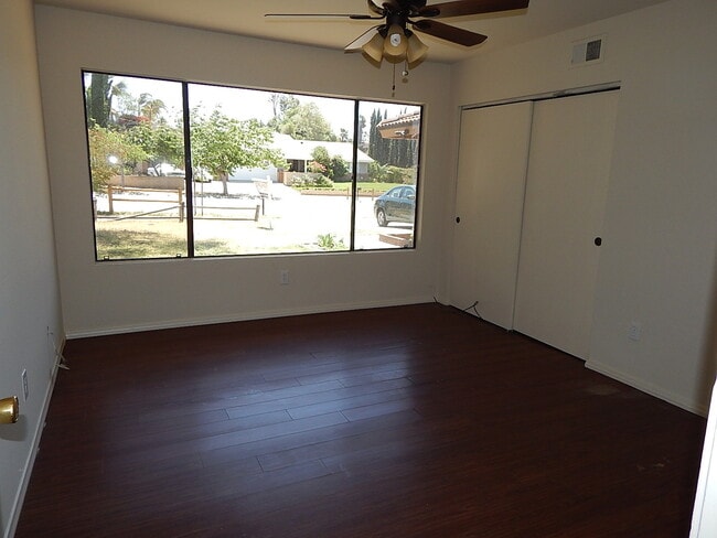 Photo - This property is a 3 bedroom, 2 bathroom h...