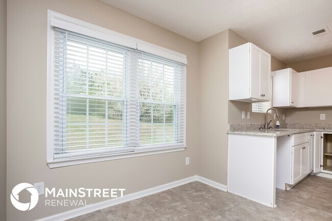 Photo - 939 Longbranch Ln