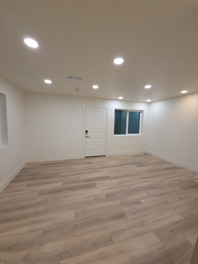 Photo - 1055 Via Esmeralda