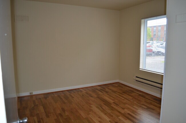 Photo - 1202 18th St