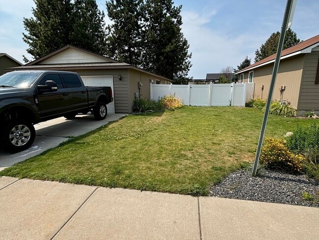 Photo - 614 S Stevens