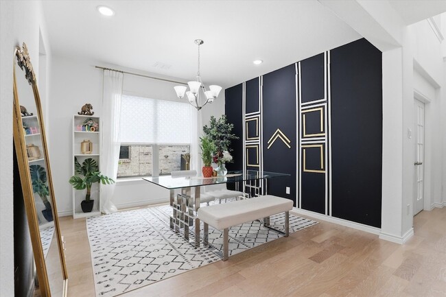 Photo - 509 Cedarwood St
