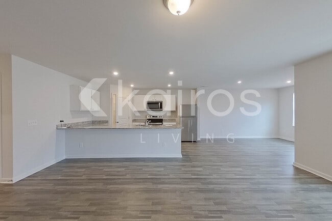 Photo - 2617 Provence Dr SE