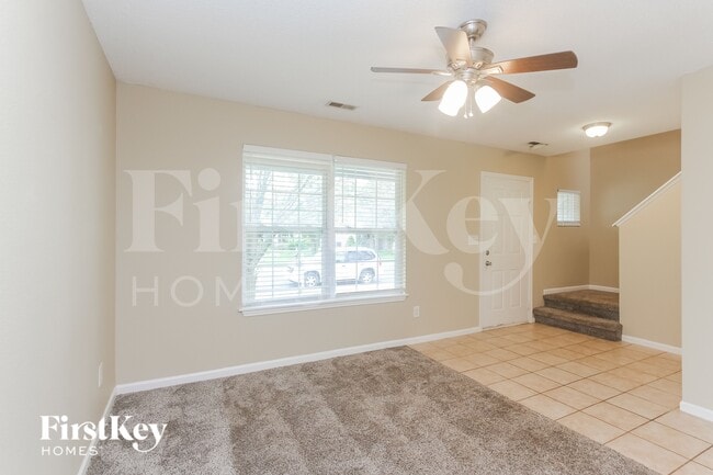 Photo - 9775 Thomas Ln