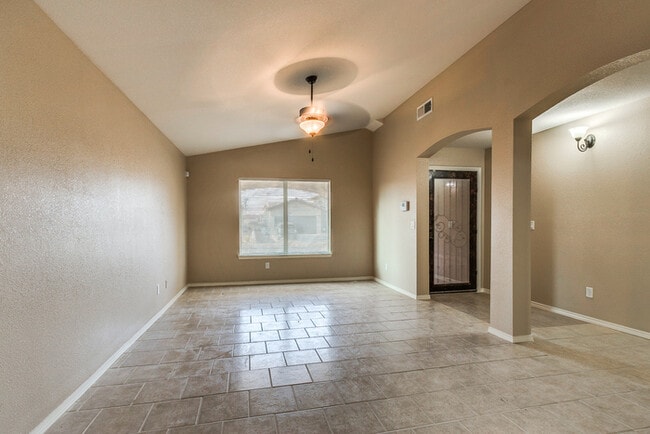 Photo - Immaculate Eastside 4-bedroom home in El P...