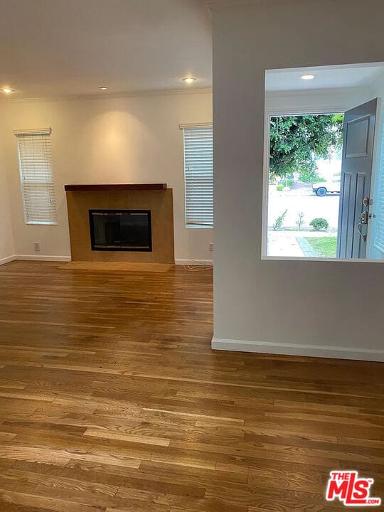 Photo - 17429 Burbank Blvd