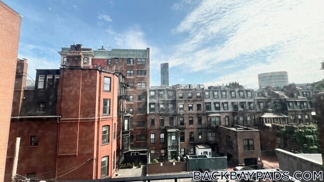 Photo - 405 Beacon St Unit 8