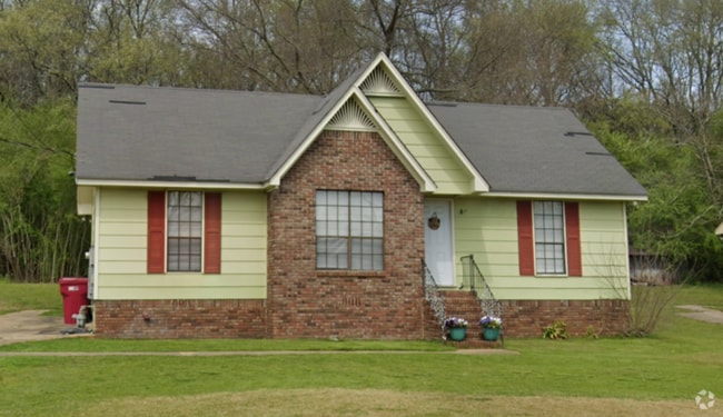 Building Photo - 8021 Marsh Mountain Rd Rental