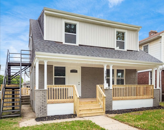 Photo - 1745 Sullivant Ave Casa