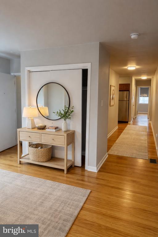 Photo - 525 N 32nd St