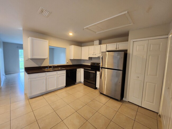 Photo - 5013-5015 Locke Ln Unidad 5015 Locke Ln