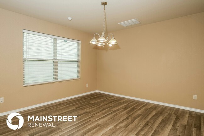 Photo - 3415 Dunlap Fields