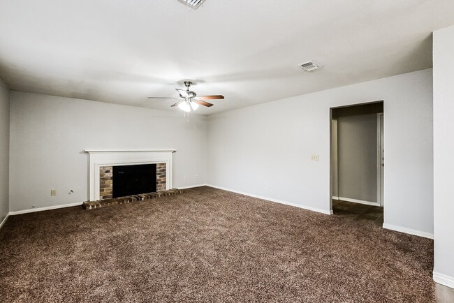 10218 Ash Fork Dr