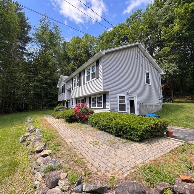 Photo - 190 Pillsbury Rd