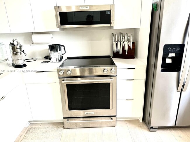 Building Photo - 3553 Magellan Cir Unit 318-1