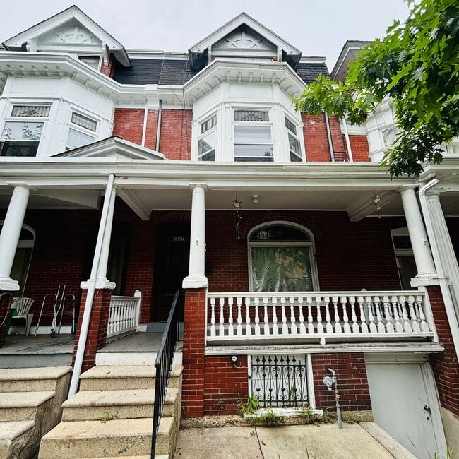 Building Photo - 1517 W Turner St Unit 1517 W Turner St # 2