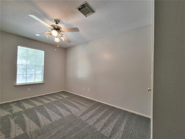 Photo - 5303 Hill Timbers Dr