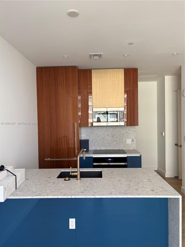 Photo - 2655 S Bayshore Dr Unit 1607