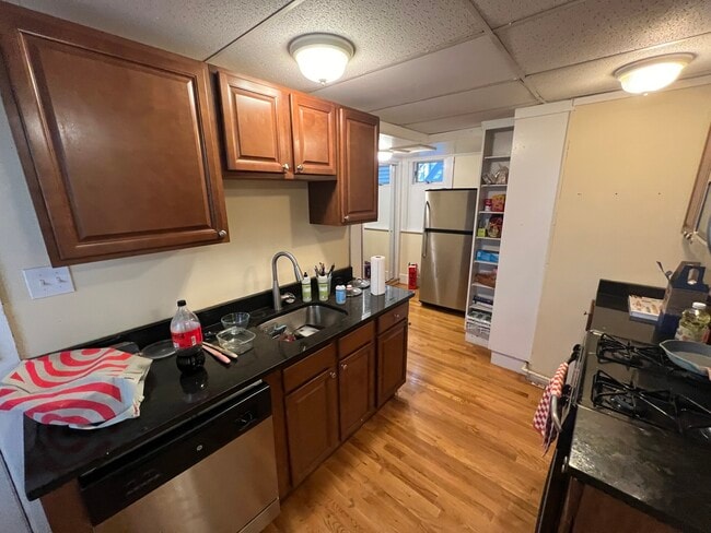 Photo - 363 Beacon St