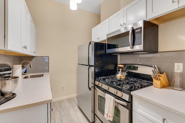 Photo - 1110 Clinton St Unit 8