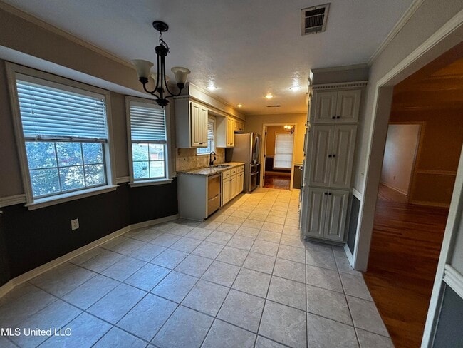 232 Boxwood Cir