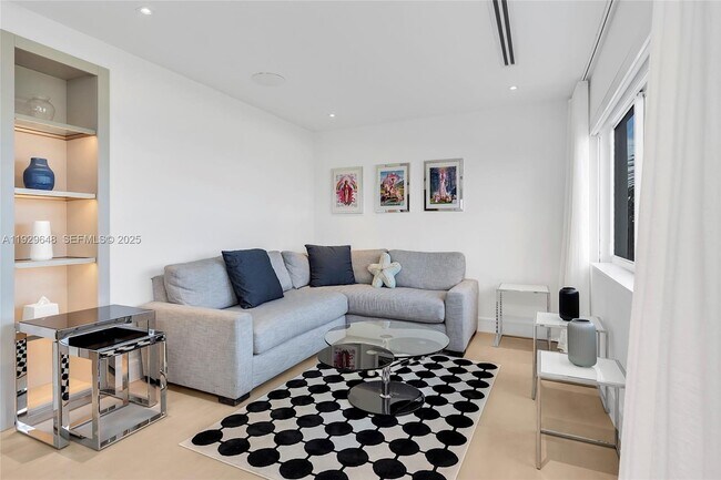 Photo - 325 Ocean Dr Unit 410