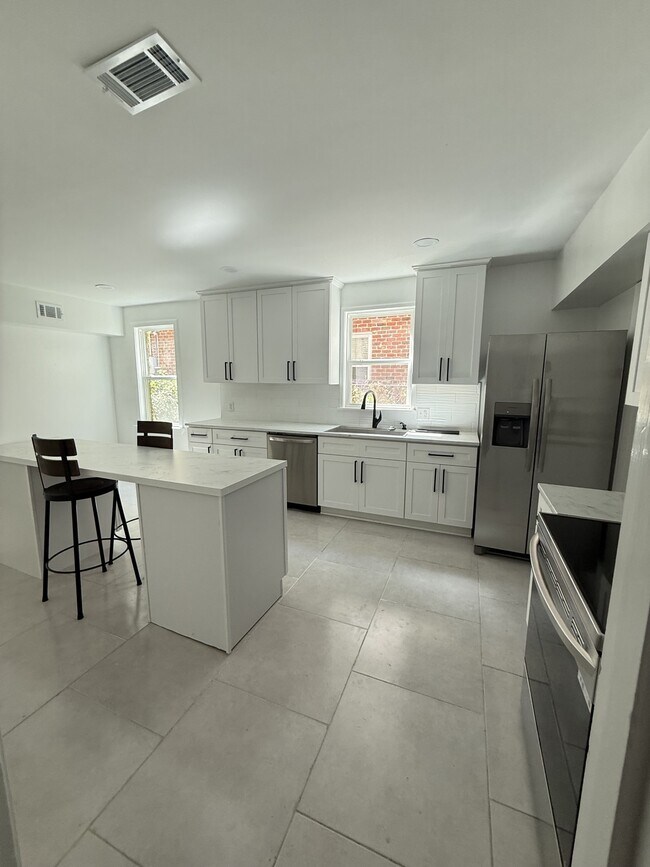 Photo - 7801 St Charles Ave