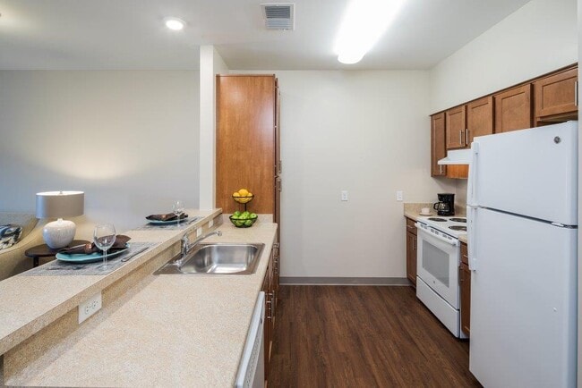 Photo - Conifer Village at Oakcrest - Senior Living