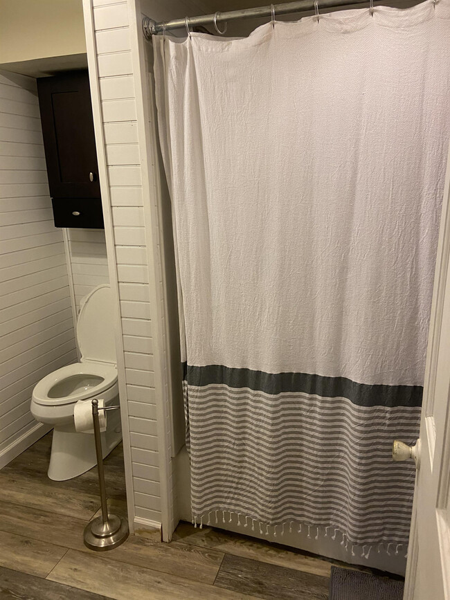 Photo - 121 Doll Pkwy