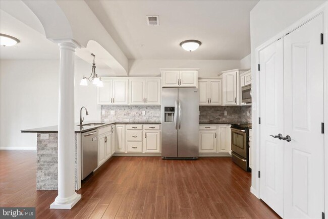 Photo - 20 Delano Dr