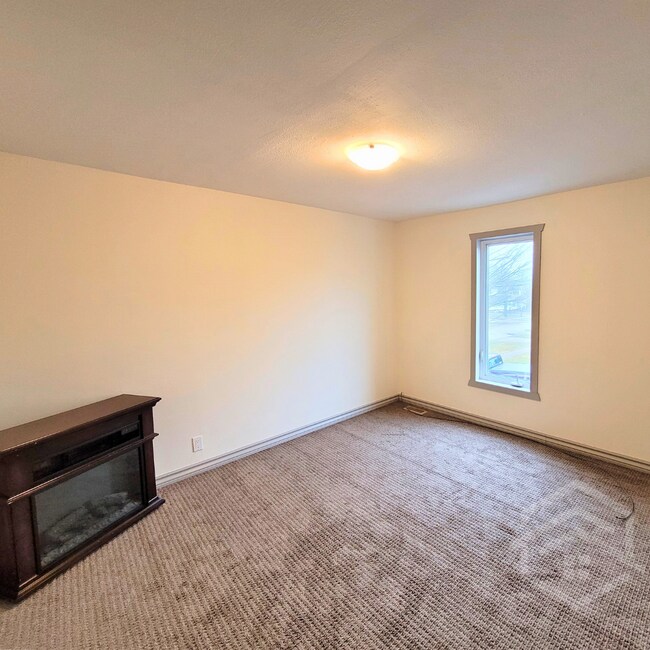 Photo - 2-Bedroom Unit available in Norwich!! Unité B