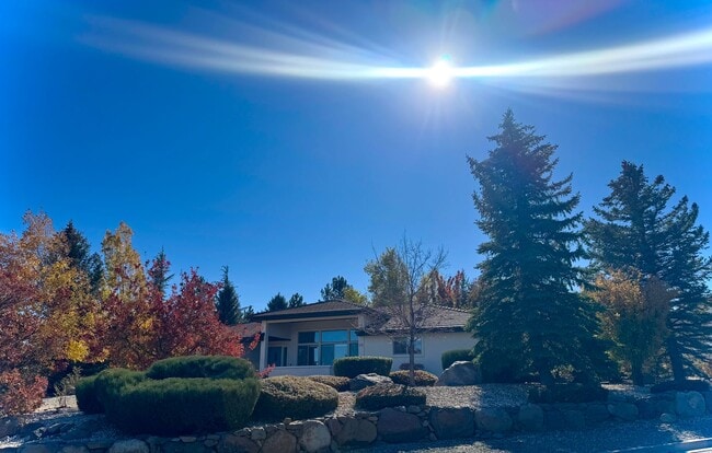 Building Photo - Beautiful Fieldcreek Ranch Exclusive Home