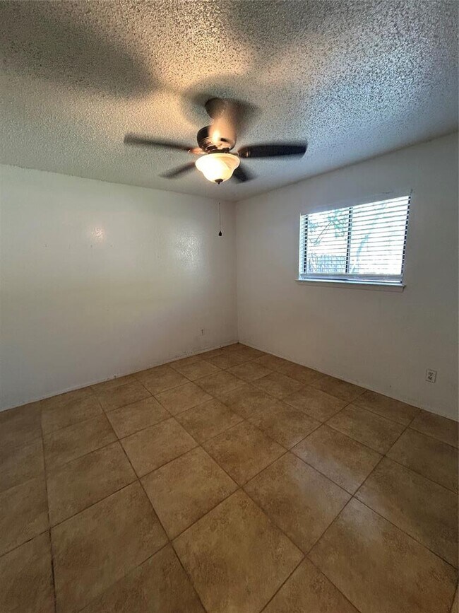 Photo - 12415 Deer Falls Dr