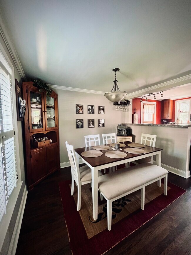 Photo - 1125 Hillsview Terrace