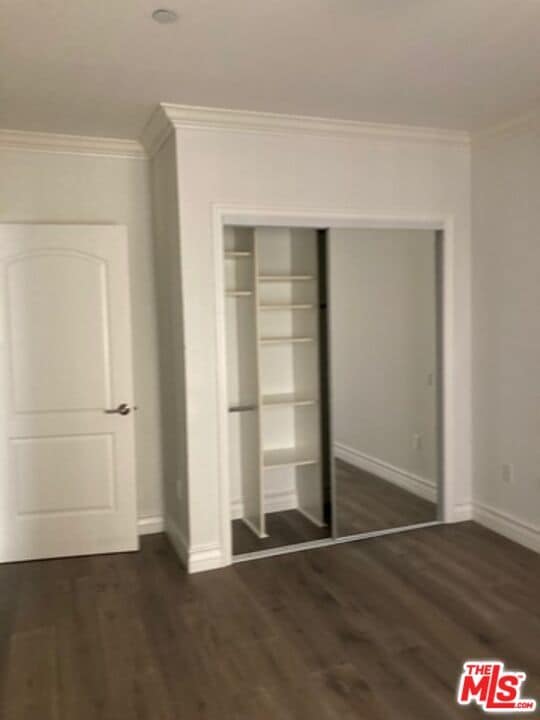 Photo - 11911 Mayfield Ave Unidad 106