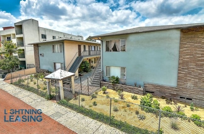 Photo - 251 Loma Dr Unit 12A