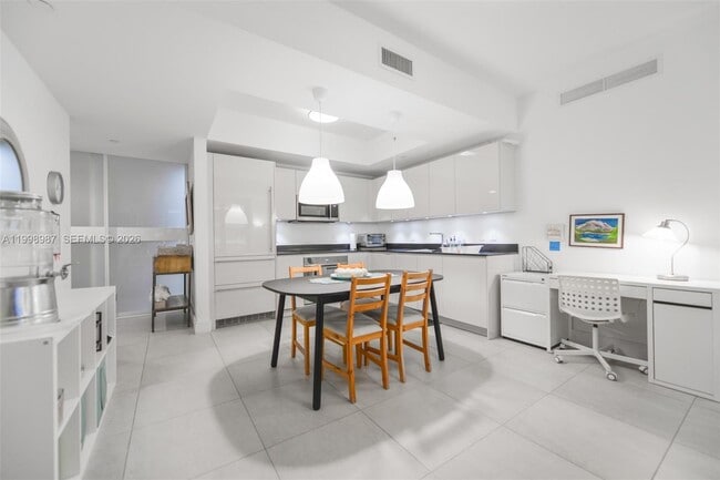 Photo - 1010 Brickell Ave Unit 2906
