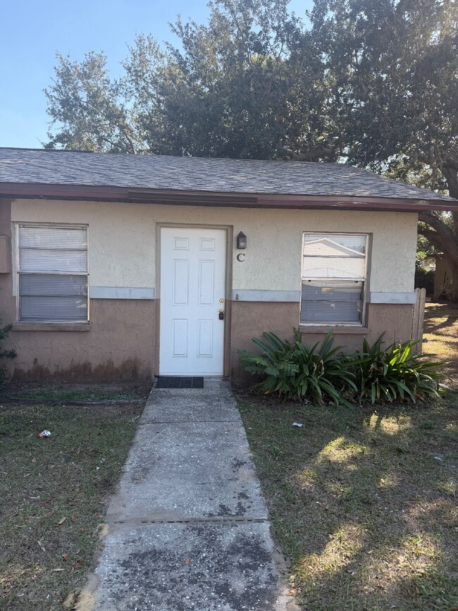 Photo - One Bedroom One Bath in Auburndale